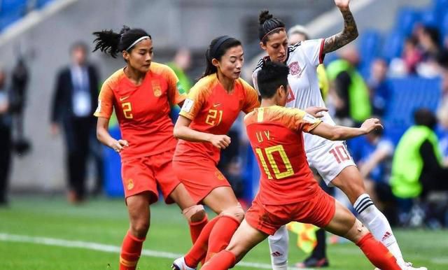 蜜桃视频成a人v在线